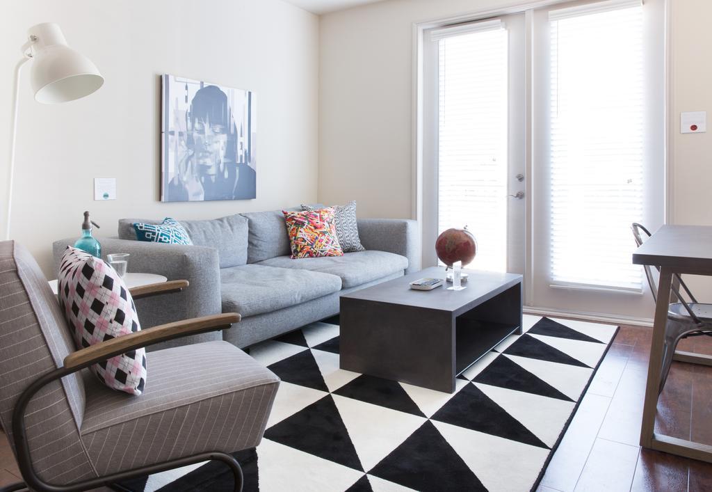 Guild West 6Th Aparthotel Остин Екстериор снимка
